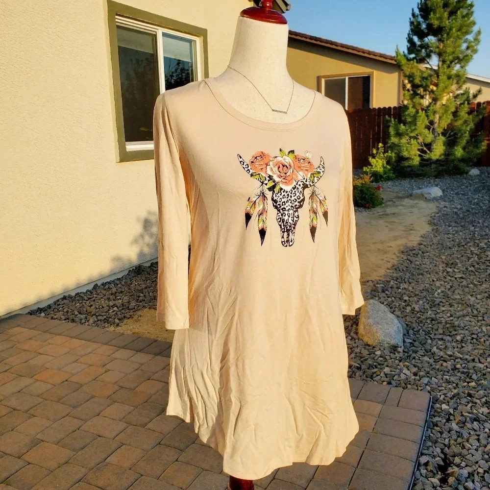 SCARLETT | Floral Longhorn Graphic Tee in Tan sz S - Picture 12 of 15